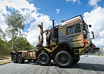 A HX77 with LHS and CHU, one of the first 12 LAND 121 vehicles to be handed over to the Australian Army during 2016