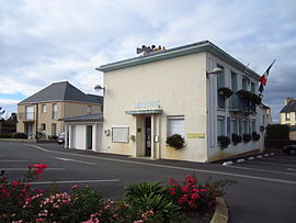 The town hall in Lanvéoc