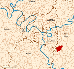 Location (in red) within Paris inner and outer suburbs