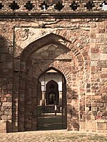 Lodi Gardens tombs