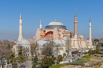 Hagia Sophia, Istanbul, by Anthemius of Tralles and Isidore of Miletus, 537[140]