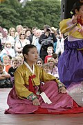 A young Pansori singer in Edinburgh, Scotland, 2006.