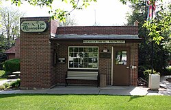 Mountain View Town Hall and Municipal Court