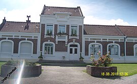 The town hall of Bellonne