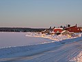 The community of Délı̨nę on Great Bear Lake