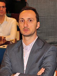 Veselin Topalov 2013.jpg