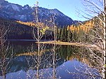 Strawberry Lake and mountains in fall.